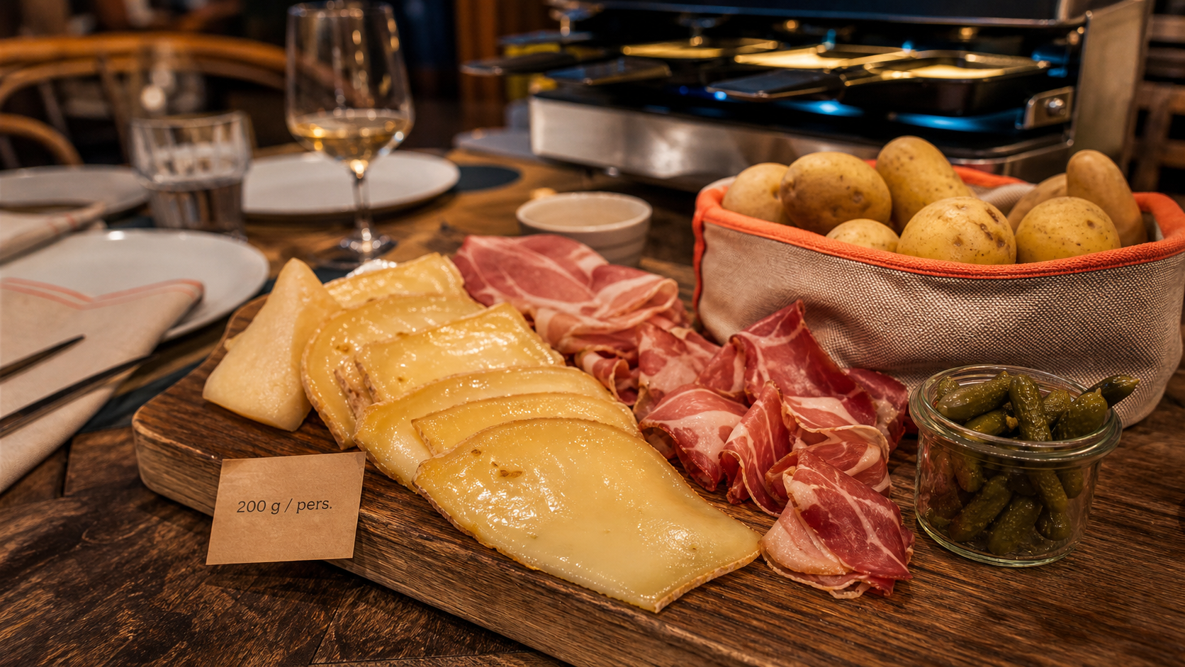 Fromage a raclette par personne : 200g, table et astuces